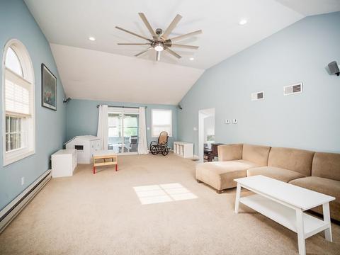 80 Laurel Ln, Raynham, MA 02767 photo 14