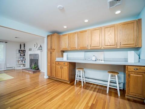 80 Laurel Ln, Raynham, MA 02767 photo 9