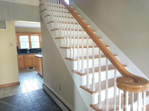 2 Brawley Ave, Fairhaven, MA 02719 photo 2