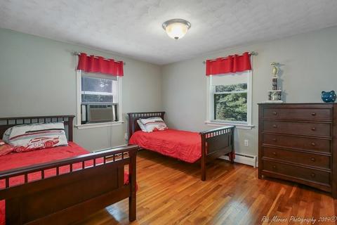 1 Taylor St, Georgetown, MA 01833 photo 13