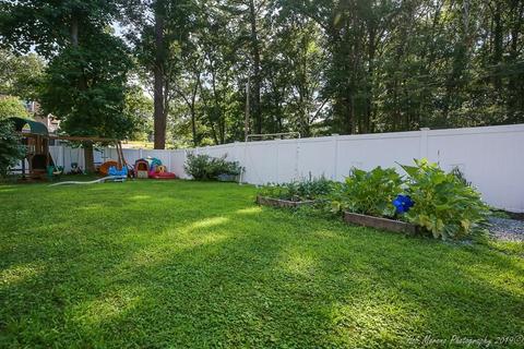 1 Taylor St, Georgetown, MA 01833 photo 26