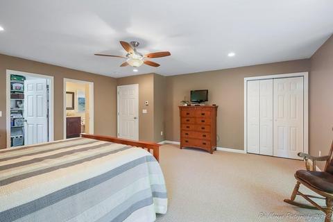 1 Taylor St, Georgetown, MA 01833 photo 18