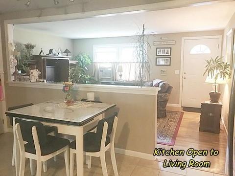 70 Thyme Ln, Springfield, MA 01129 photo 4