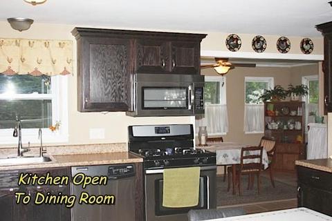 70 Thyme Ln, Springfield, MA 01129 photo 3
