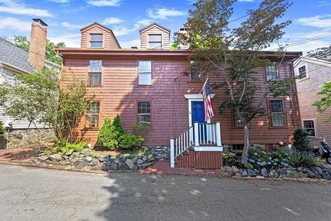 34 High St, Marblehead, MA 01945 photo 1