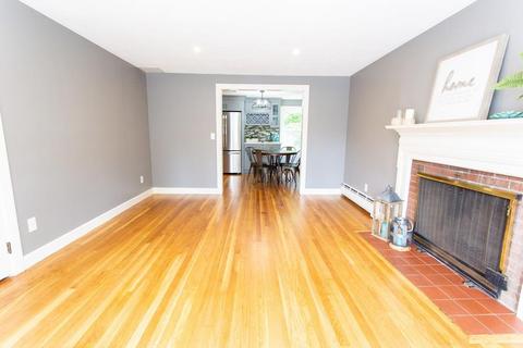 259 Forest St, Reading, MA 01867 photo 10