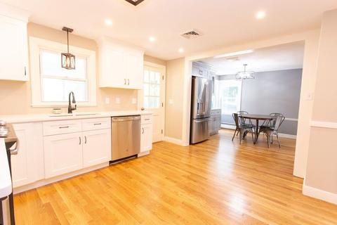 259 Forest St, Reading, MA 01867 photo 1