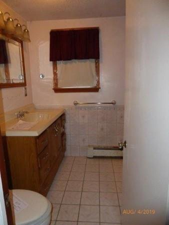 150 Oklahoma St, Springfield, MA 01104 photo 4