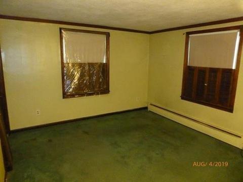 150 Oklahoma St, Springfield, MA 01104 photo 3