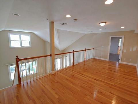 29 Maple St #J, Canton, MA 02021 photo 9
