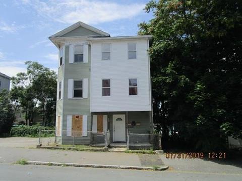 70 Fox St, Worcester, MA 01604 photo 1