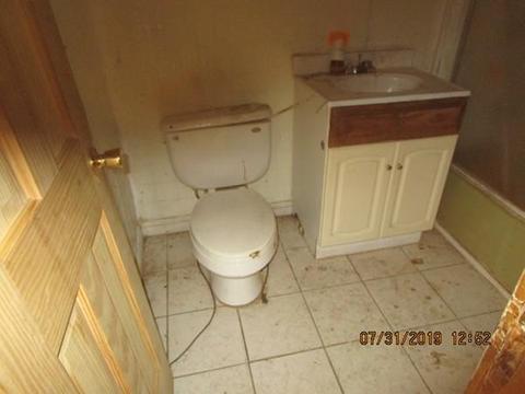 70 Fox St, Worcester, MA 01604 photo 21