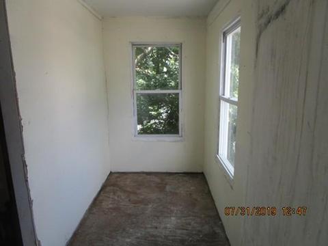 70 Fox St, Worcester, MA 01604 photo 12