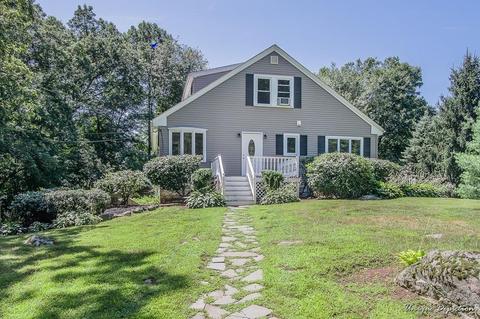 40 Abbott Rd, North Reading, MA 01864 photo 1