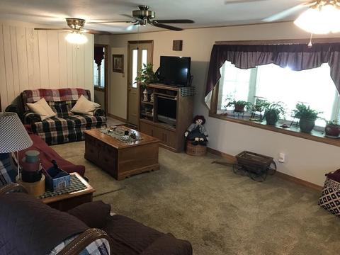 11 Tucker Ln, Sutton, MA 01590 photo 9