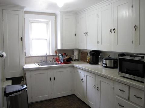 12 Ames St, Southbridge, MA 01550 photo 5