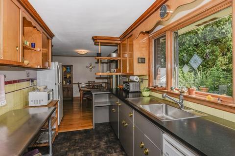 306 Mount Vernon St, Dedham, MA 02026 photo 11