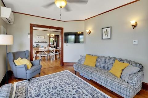 311 Hillside Ave, Needham, MA 02494 photo 5