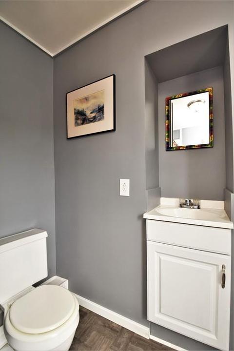 103 Locust Ave, Worcester, MA 01604 photo 21