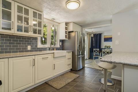 87 Elliott St, Danvers, MA 01923 photo 1