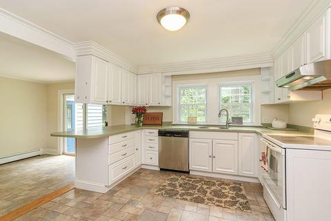 23 Forest Rd, Millis, MA 02054 photo 9
