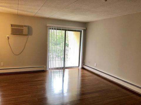 157 Franklin St #E5, Stoneham, MA 02180 photo 8
