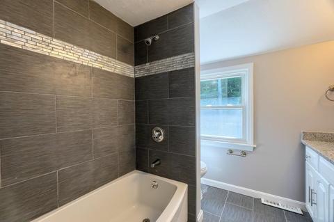 4 Hickory Dr, Townsend, MA 01469 photo 18