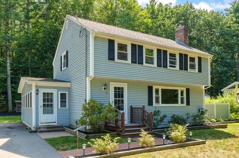 4 Hickory Dr, Townsend, MA 01469 photo 1