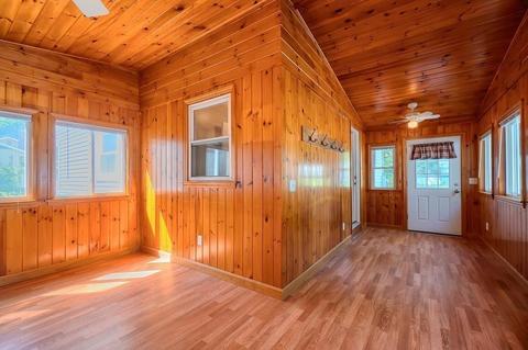 4 Hickory Dr, Townsend, MA 01469 photo 6
