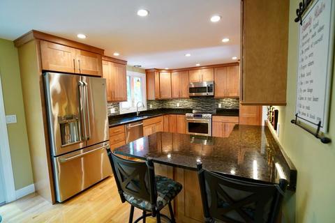 36 Scott St, Dracut, MA 01826 photo 8