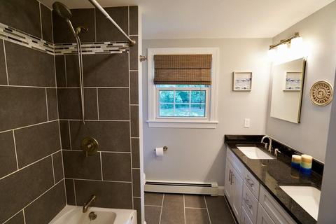 36 Scott St, Dracut, MA 01826 photo 10
