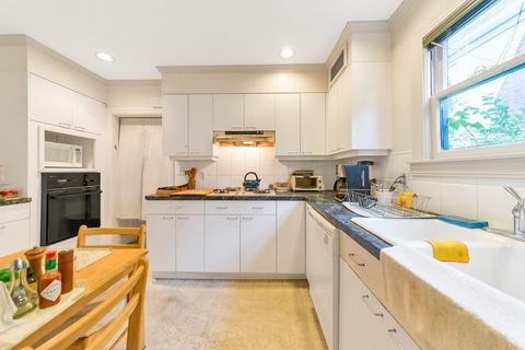 18 Washington Rd, Springfield, MA 01108 photo 8
