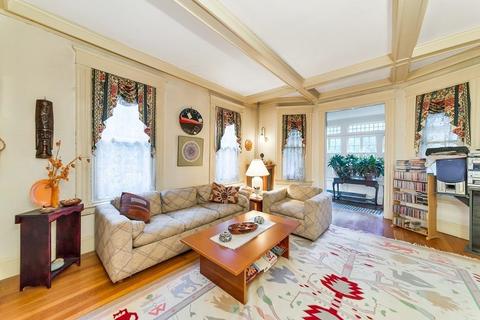 18 Washington Rd, Springfield, MA 01108 photo 4