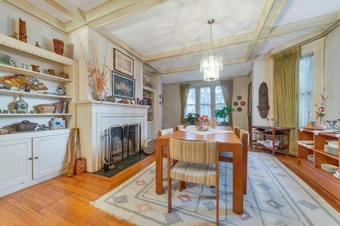 18 Washington Rd, Springfield, MA 01108 photo 6