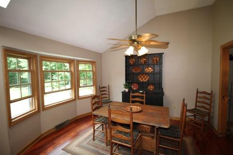 12 Plain St E, Berkley, MA 02779 photo 15