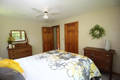 12 Plain St E, Berkley, MA 02779 photo 20