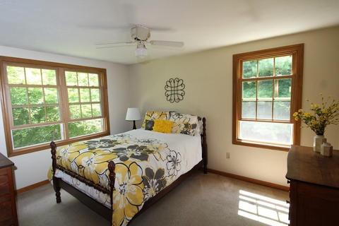 12 Plain St E, Berkley, MA 02779 photo 18