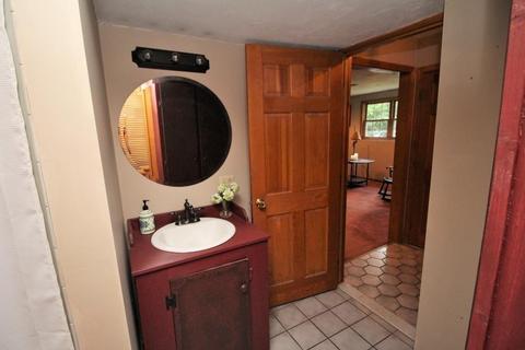 12 Plain St E, Berkley, MA 02779 photo 34