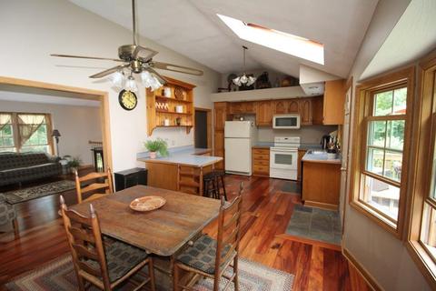 12 Plain St E, Berkley, MA 02779 photo 10