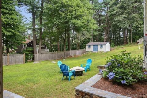 17 Pew Ave, Gloucester, MA 01930 photo 5