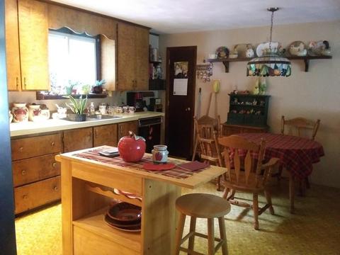 376 Thompson Rd, Webster, MA 01570 photo 7