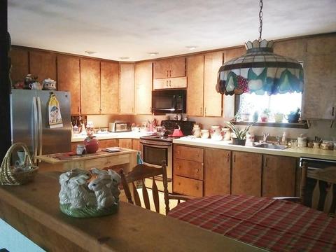 376 Thompson Rd, Webster, MA 01570 photo 8