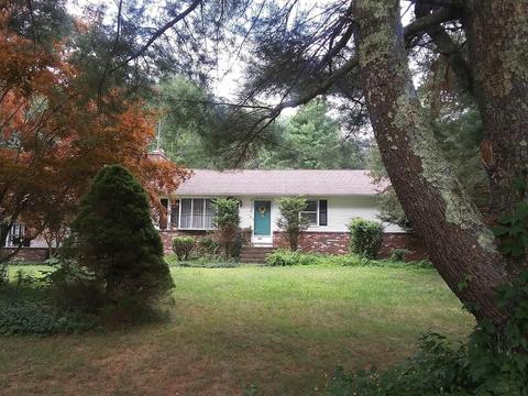 376 Thompson Rd, Webster, MA 01570 photo 1