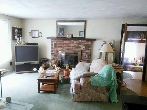 376 Thompson Rd, Webster, MA 01570 photo 9