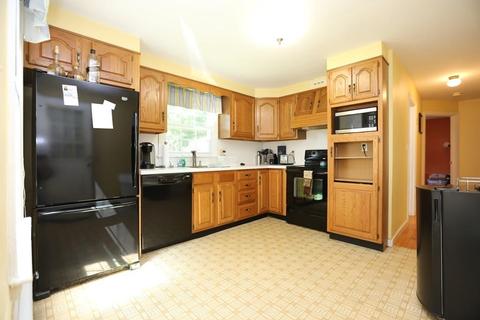 111 Moreland St, Worcester, MA 01609 photo 2