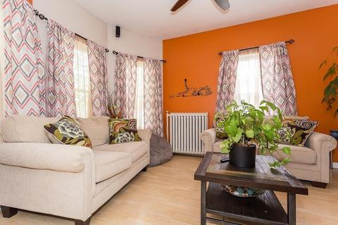 23 Carlson St, Everett, MA 02149 photo 4