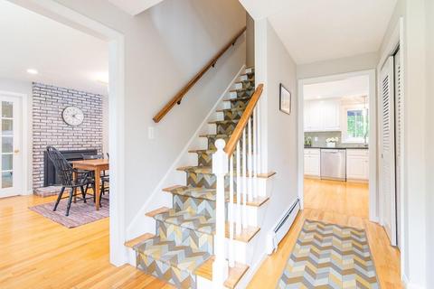 25 Eagle Dr, Walpole, MA 02081 photo 3