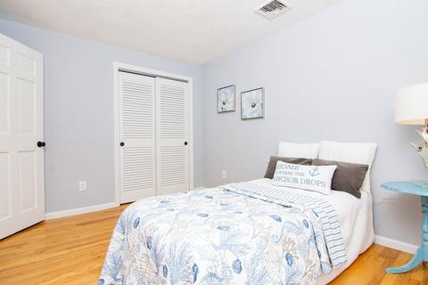 25 Eagle Dr, Walpole, MA 02081 photo 31