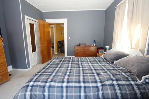 15 Wright St, Stoneham, MA 02180 photo 14