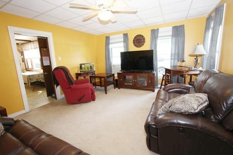 15 Wright St, Stoneham, MA 02180 photo 12